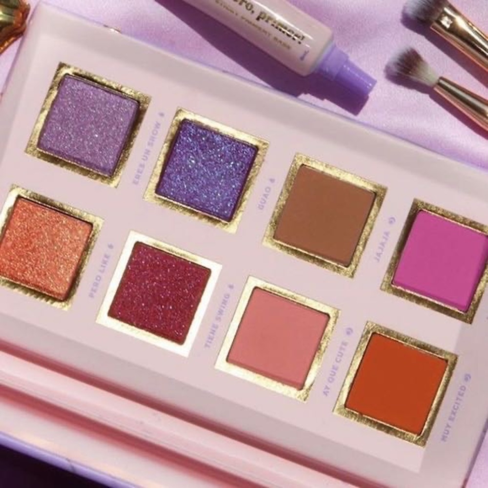 Spanglish eyeshadow palette